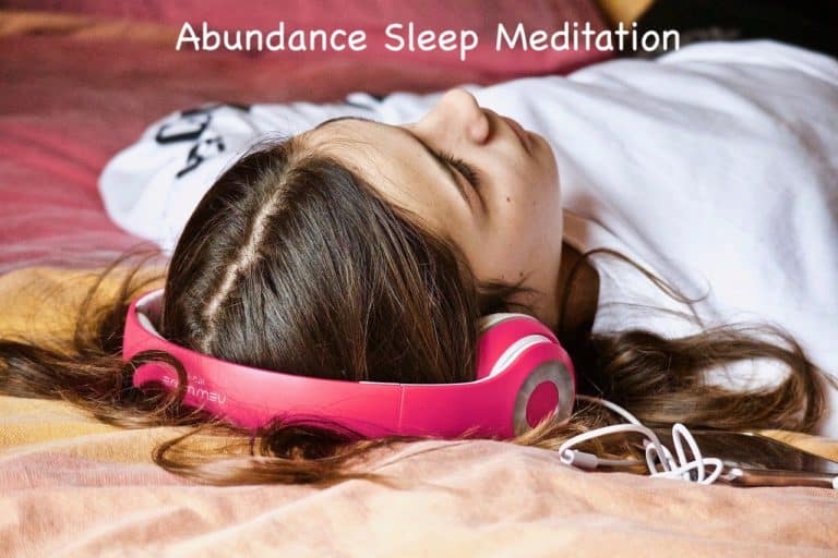 Read more about the article Listen To These Affirmations and Abundance Meditation While You Sleep