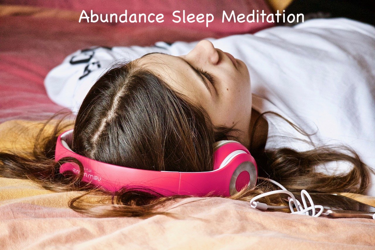 You are currently viewing Listen To These Affirmations and Abundance Meditation While You Sleep